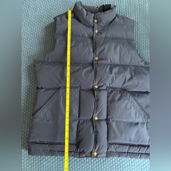 Lands End Puffer Vest - Picture 4 of 6